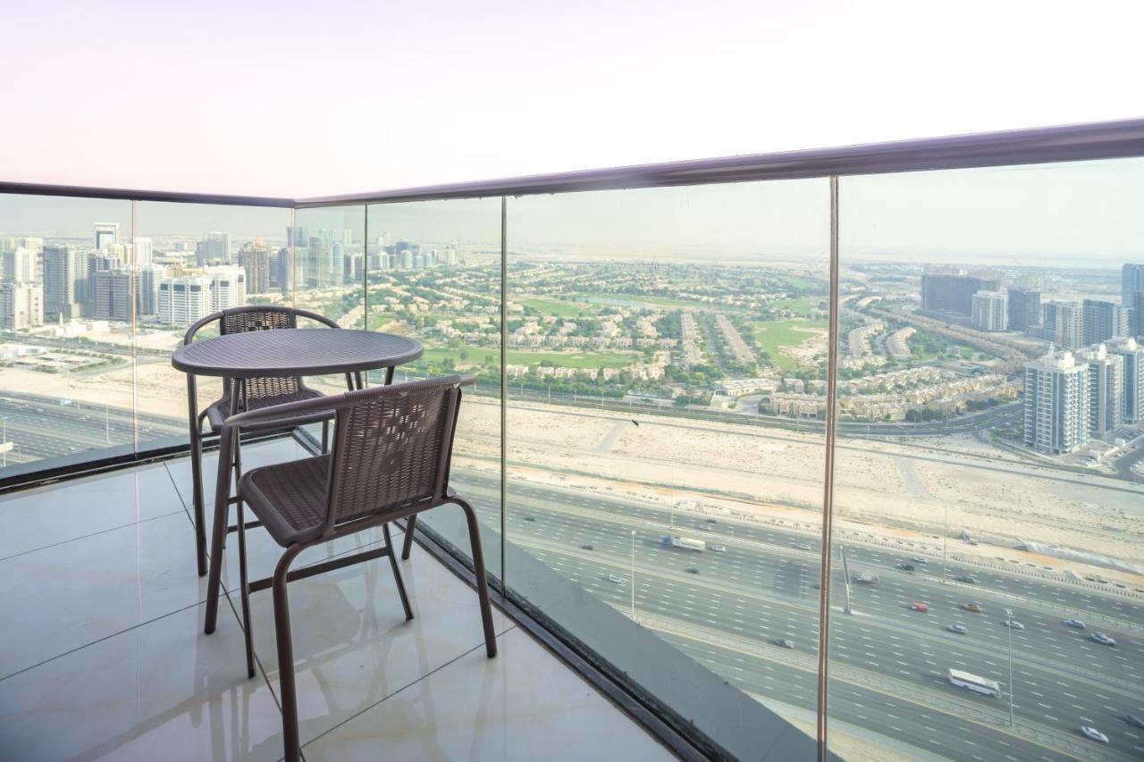 Sky View Tower Apartments ドバイ エクステリア 写真