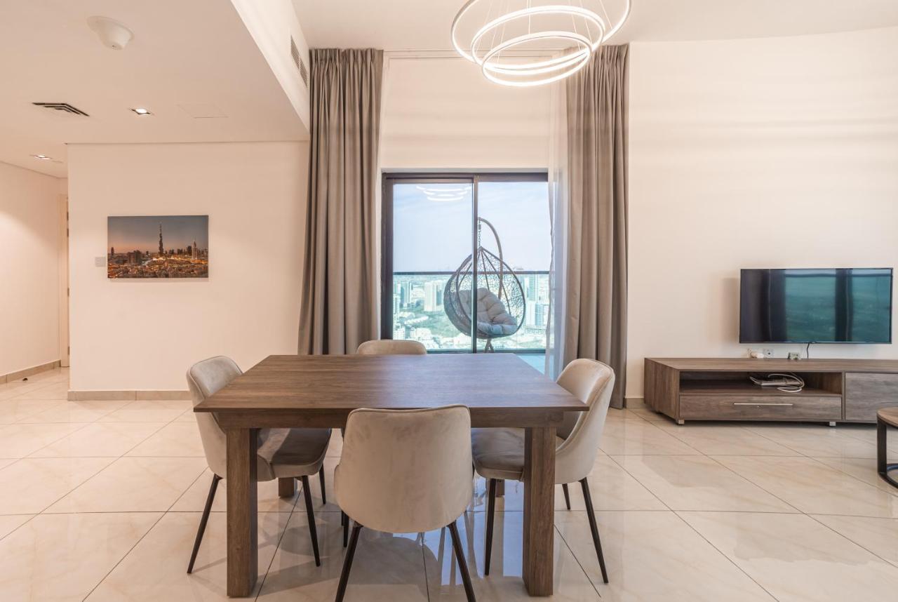 Sky View Tower Apartments ドバイ エクステリア 写真