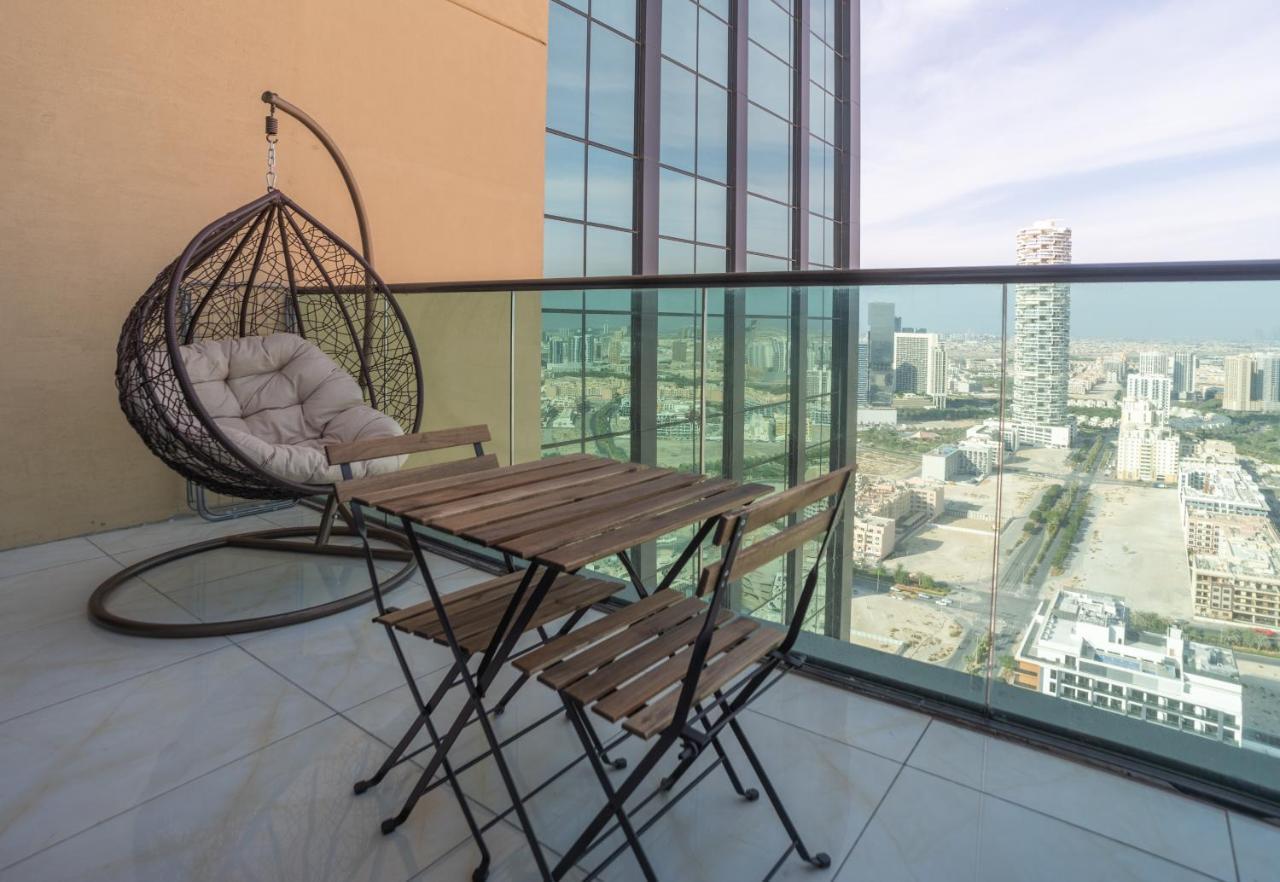 Sky View Tower Apartments ドバイ エクステリア 写真